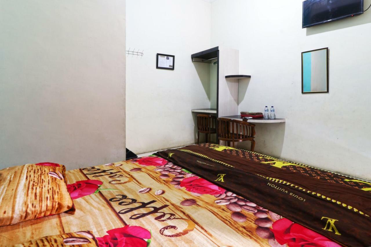 Hotel Graha Soeltan Sunggal Exterior photo